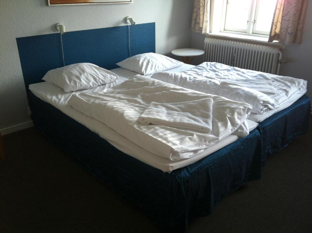 Det Lille Hotel Rønne Buitenkant foto